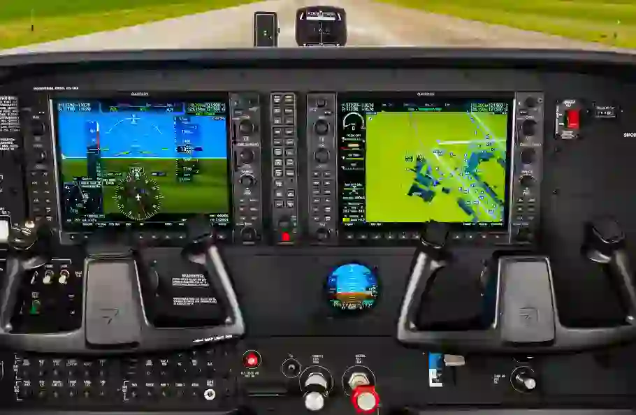 STANDARD FEATURES-blur